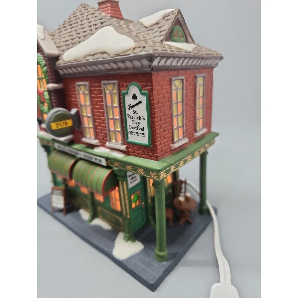 Dept. 56 Christmas in the City 1999 MOLLY O'BRIEN'S IRISH PUB w/ Box